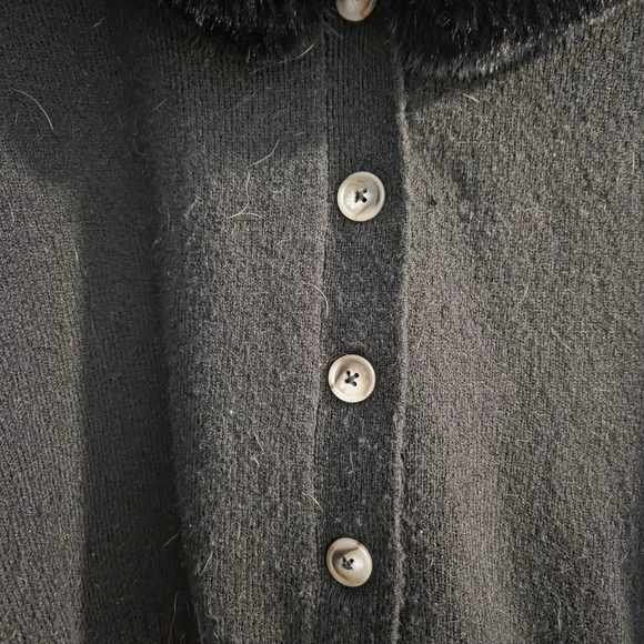 Torrid Retro Chic Removable Faux Fur Trim Cardigan- Size 2x - Picture 8 of 13